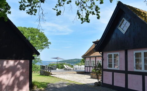 Merrit - 250M from the Sea: Bjergrige Landskabsformer, Bjerg, Bakke, Bjergkæde, Hill Station, Menneskelig Bosættelse, Urban Design, Alps, Dal, Topmøde