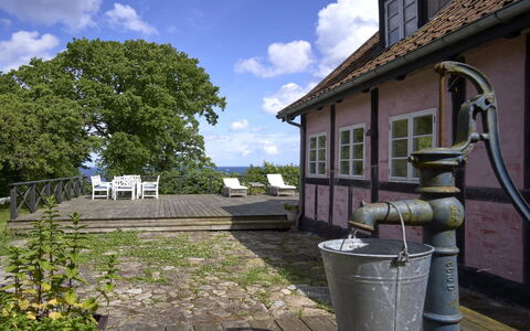 Merrit - 250M from the Sea: Bjergrige Landskabsformer, Bjerg, Bakke, Bjergkæde, Hill Station, Menneskelig Bosættelse, Urban Design, Alps, Dal, Topmøde