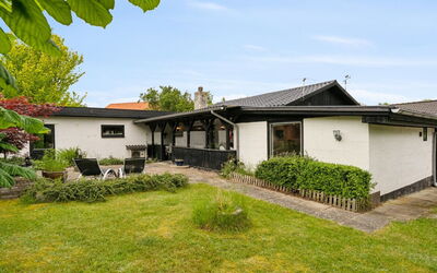Hildegart - 750M from the Sea