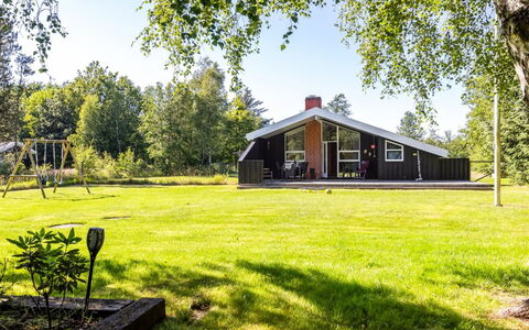 Olli - 600M from the Sea: Græs, Græs-, Land Lot, Sommerhus, Landdistrikt, Eng, Garden Bygninger, Have, Skur