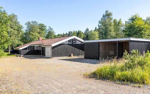 Olli - 600M from the Sea: Græs, Græs-, Land Lot, Sommerhus, Landdistrikt, Eng, Garden Bygninger, Have, Skur