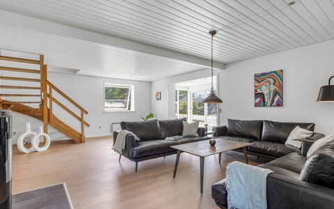 Sissela - from the Sea: Træ, Hjem, Veranda, Dæk, Hårdttræ, Tag, Bejdse, Trægulve, Eco Hotel