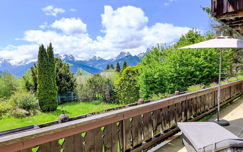 Chalet Rebhalde: Himmel, Sky, Bjerg, Plante, Naturlige Landskab, Hegn, Træ, Krop Af Vand, Træ, Fritid