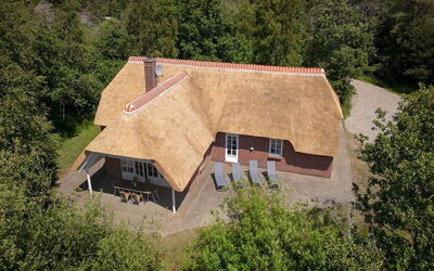 Ejvi - 4Km from the Sea