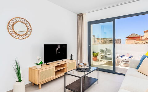 Mirador Alto: Møbel, Ejendom, Bygning, Komfort, Bord, Plante, Couch, Indretning, Etage, Stue
