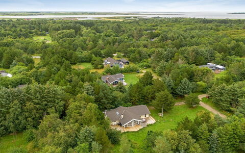 Samine - 2Km from the Sea: Naturligt Miljø, Vegetationen, Fugleperspektiv, Landskab, Luftfotografering, Land Lot, Plantation, Mark, Landscaping