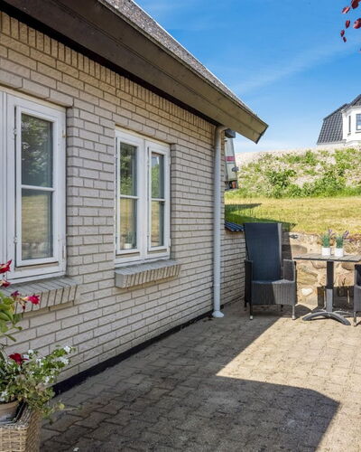 Gilbert - 500M from the Sea