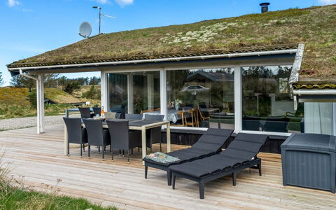 Annlisa - 1Km from the Sea: Træ, Tag, Veranda, Sommerhus, Skygge, Dæk, Udendørs Møbler, Udendørs Struktur, Stol, Hårdttræ