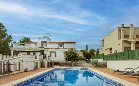 Xelin: Lejlighed, Altan, Hegn, Estate, Villa, Home Fencing, Hotel, Mansion, Port