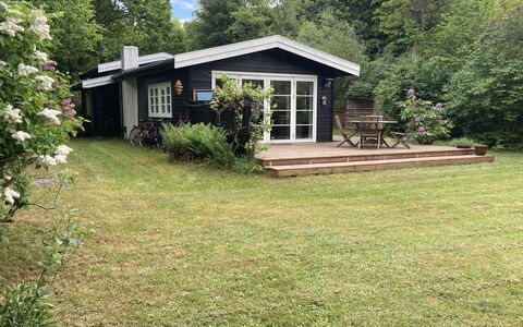 Riana - 700M from the Sea: Hus, Sommerhus, Hjem, Have, Lawn, Garden Bygninger, Backyard, Gård, Estate, Stuehus