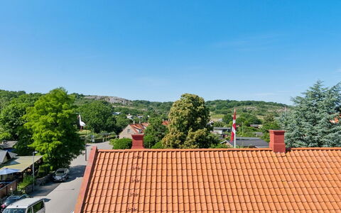 Hebba - 125M from the Sea: Træ, Møbel, Lejlighed, Værelse, Loft, Bejdse, Stol, Hårdttræ, Klarlak, Tømmer