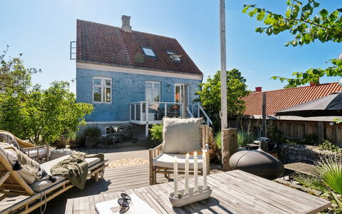 Hebba - 125M from the Sea: Træ, Møbel, Lejlighed, Værelse, Loft, Bejdse, Stol, Hårdttræ, Klarlak, Tømmer