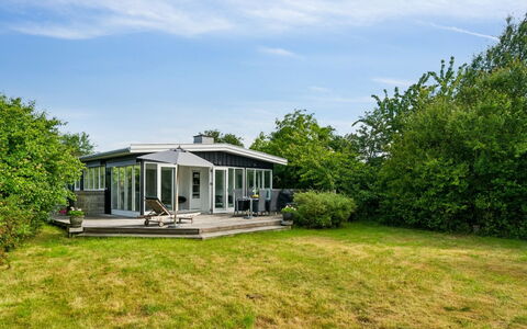 Manko - 250M from the Sea: Hjem, Sommerhus, Veranda, Sidespor, Stuehus, Udendørs Struktur