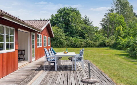 Fritza - 500M from the Sea: Bjergrige Landskabsformer, Bjerg, Bakke, Bjergkæde, Hill Station, Menneskelig Bosættelse, Urban Design, Alps, Dal, Topmøde