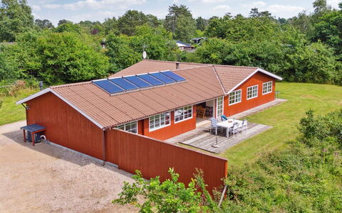 Fritza - 500M from the Sea: Bjergrige Landskabsformer, Bjerg, Bakke, Bjergkæde, Hill Station, Menneskelig Bosættelse, Urban Design, Alps, Dal, Topmøde