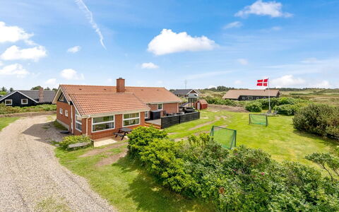 Elviira - 600M from the Sea: Græs, Græs-, Landskab, Økoregion, Almindeligt, Plantesamfund, Land Lot, Udendørs Møbler, Prærie, Shrubland