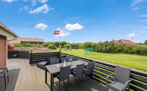 Elviira - 600M from the Sea: Græs, Græs-, Landskab, Økoregion, Almindeligt, Plantesamfund, Land Lot, Udendørs Møbler, Prærie, Shrubland