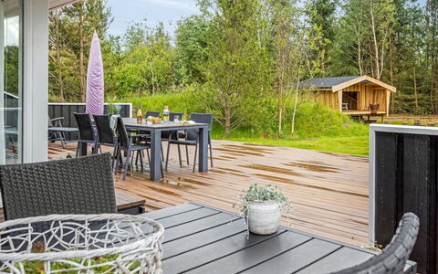 Anouk - 2Km from the Sea