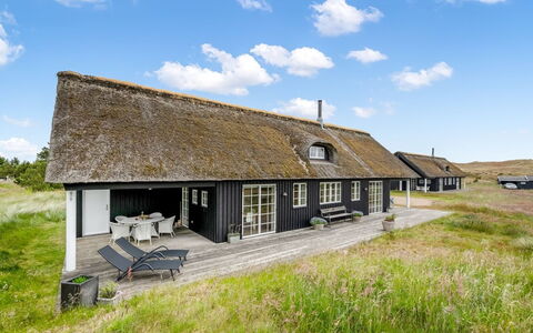 Helmi - 1.5Km from the Sea: Tag, Hus, Hjem, Sommerhus, Dør, Sidespor, Dæk, Veranda, Planke, Hårdttræ