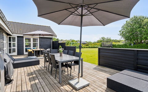 Hakan - 900M from the Sea: Græs, Hus, Tag, Sommerhus, Hjem, Busk, Stuehus, Land Lot, Landdistrikt