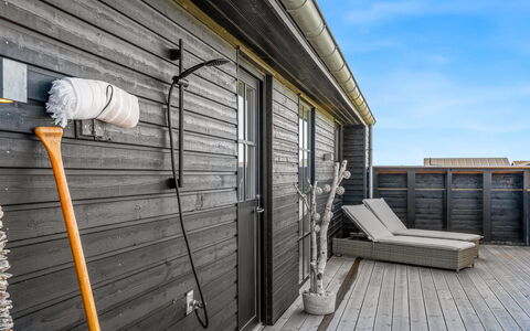 Inola - 2Km from the Sea: Træ, Hjem, Veranda, Dæk, Hårdttræ, Tag, Bejdse, Trægulve, Eco Hotel