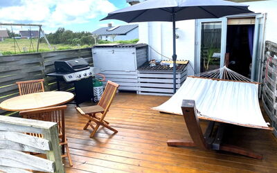 Hansa - 300M from the Sea