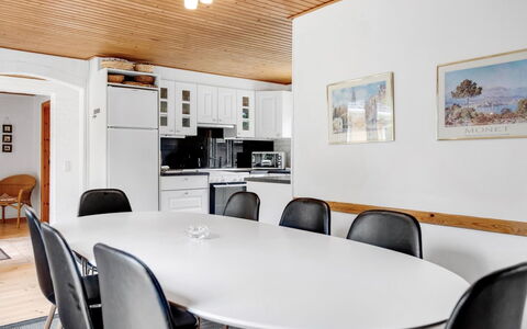 Ahnandia - 200M from the Sea: 