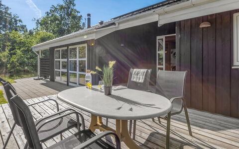 Brunetta - 350M from the Sea: Træ, Hjem, Veranda, Dæk, Hårdttræ, Tag, Bejdse, Trægulve, Eco Hotel