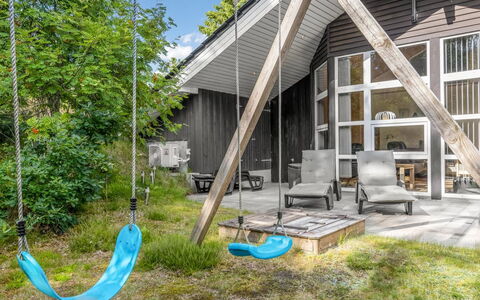 Brunetta - 350M from the Sea: Træ, Hjem, Veranda, Dæk, Hårdttræ, Tag, Bejdse, Trægulve, Eco Hotel