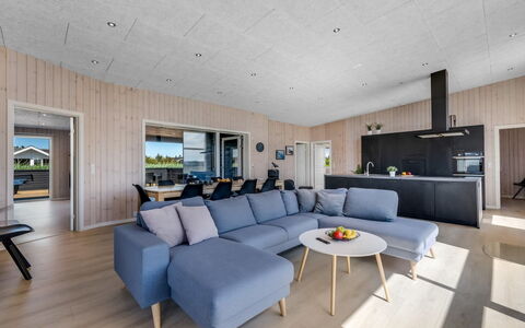 Marius - 400M from the Sea