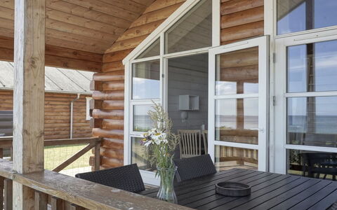 Stille - 10M from the Sea: Træ, Hjem, Veranda, Dæk, Hårdttræ, Tag, Bejdse, Trægulve, Eco Hotel