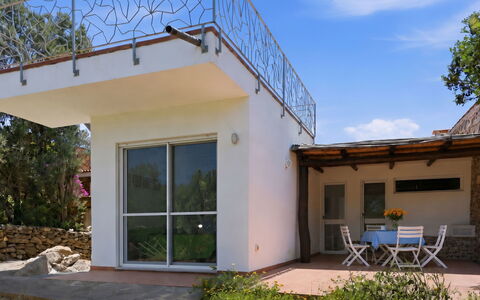 La Casa dei Nonni: Hjem, Land Lot, Dør, Sommerhus, Altan, Skygge, Estate, Gård, Design, Backyard