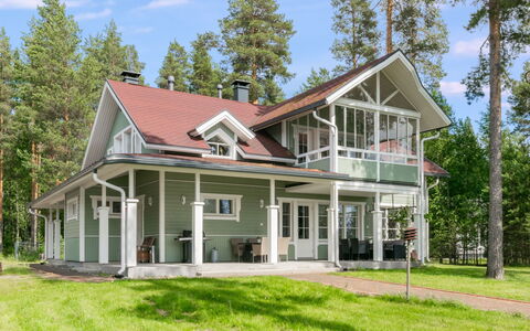 Kaisla: Møbel, Stol, Udendørs Møbler, Bord, Træ, Udendørs Bord, Køkken & Spisebord, Skygge, Have, Paraply