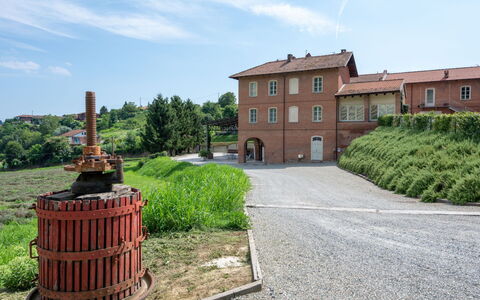 Le Corti di San Rocco: Bord, Møbel, Ejendom, Couch, Azure, Træ, Stue, Indretning, Etage, Komfort