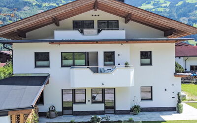 Aschau im Zillertal 910: Plante, Bygning, Ejendom, Vindue, Himmel, Bjerg, Grøn, Hus, Land Lot, Sommerhus