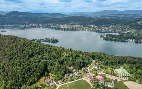 Zeitlos: Fugleperspektiv, Landskab, Naturlige Landskab, Highland, Coastal Og Oceaniske Landskabsformer, Bank, Luftfotografering, Sø, Hill Station, Kyst
