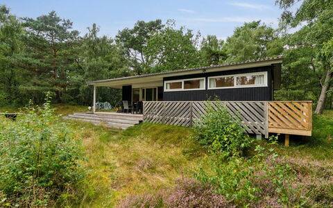 Franja - 120M from the Sea: Bjergkæde, Dal, Bjerglandsby, Ferieby