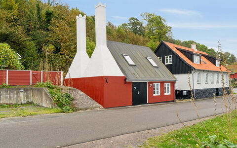 Malila - 15M from the Sea: Hus, Hjem, Boligområde, Sommerhus, Sidespor, Estate, Indkørsel, Gård