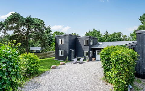 Henkil - 175M from the Sea: Tag, Hus, Hjem, Sommerhus, Dør, Sidespor, Dæk, Veranda, Planke, Hårdttræ