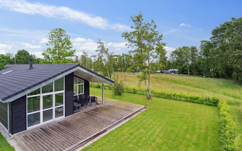 Hæryst - 300M from the Sea: Tag, Hus, Hjem, Sommerhus, Dør, Sidespor, Dæk, Veranda, Planke, Hårdttræ