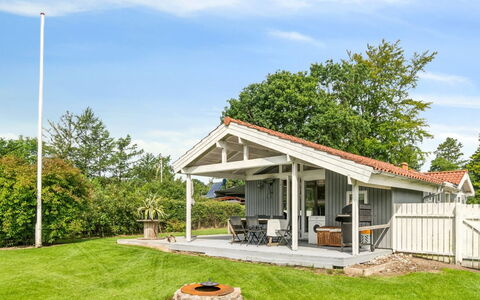 Salvina - 300M from the Sea: Tag, Hus, Hjem, Sommerhus, Dør, Sidespor, Dæk, Veranda, Planke, Hårdttræ