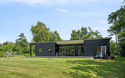 Gertraude - 800M from the Sea