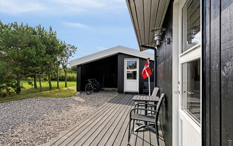 Mirkka - 200M from the Sea: Græs, Græs-, Land Lot, Sommerhus, Landdistrikt, Eng, Garden Bygninger, Have, Skur