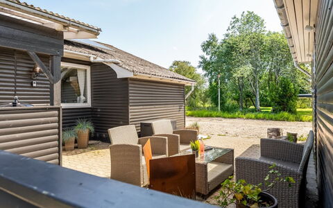 Kanerva - 100M to the Fjord: Græs, Træ, Landdistrikt, Busk, Sommerhus, Tag, Almindeligt, Land Lot, Hjem, Bunddække