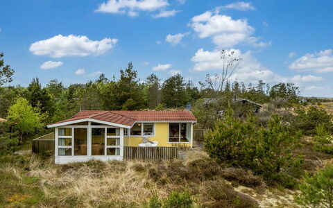 Kimi - 75M from the Sea: Bjergrige Landskabsformer, Bjerg, Bakke, Bjergkæde, Hill Station, Menneskelig Bosættelse, Urban Design, Alps, Dal, Topmøde