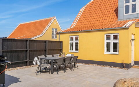 Josina - 1.8Km from the Sea: Bjergrige Landskabsformer, Bjerg, Bakke, Bjergkæde, Hill Station, Menneskelig Bosættelse, Urban Design, Alps, Dal, Topmøde