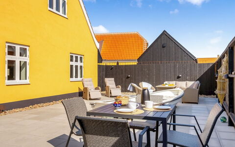 Josina - 1.8Km from the Sea: Bjergrige Landskabsformer, Bjerg, Bakke, Bjergkæde, Hill Station, Menneskelig Bosættelse, Urban Design, Alps, Dal, Topmøde