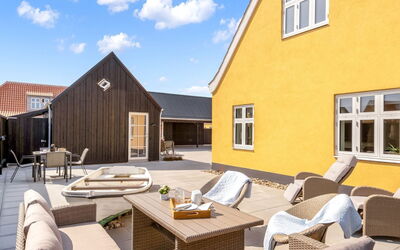 Josina - 1.8Km from the Sea