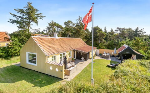 Kalevi - 300M from the Sea: Bjergrige Landskabsformer, Bjerg, Bakke, Bjergkæde, Hill Station, Menneskelig Bosættelse, Urban Design, Alps, Dal, Topmøde