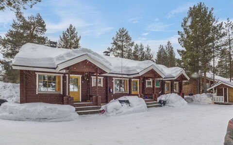 Operomukka 5: Sommerhus, Hus, Hjem, Garden Bygninger, Sidespor, Bjælkehytte, Stuehus, Estate, Skur, Gård